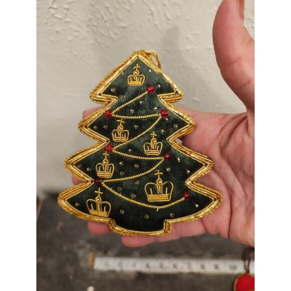 Royal Collection Trust Ornament Christmas Tea Cup Tree & Chair Gold Embroidered - Picture 7 of 12